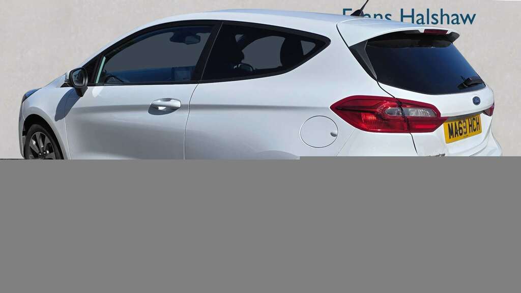 Ford Fiesta 1.1 Trend 2019 MA69HCH White #2