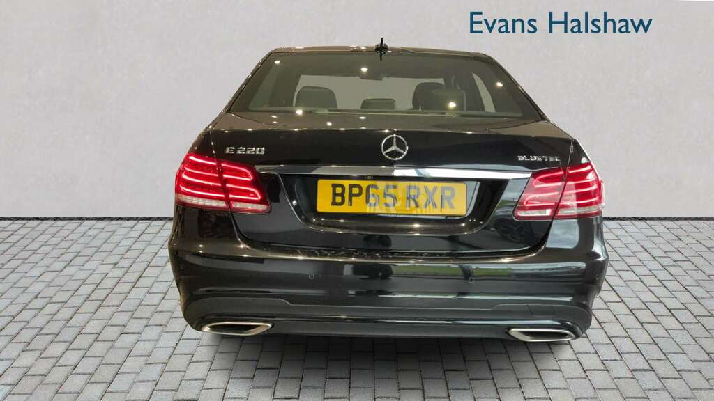 Mercedes-Benz E Class E220 Bluetec Amg Night Ed Premium 7G-tronic 20 BP65RXR Black #3