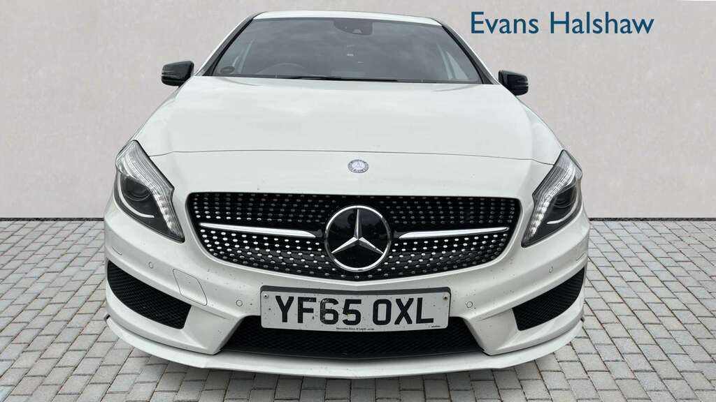 Mercedes-Benz A Class A200 Cdi Amg Night Edition 2015 YF65OXL White #4
