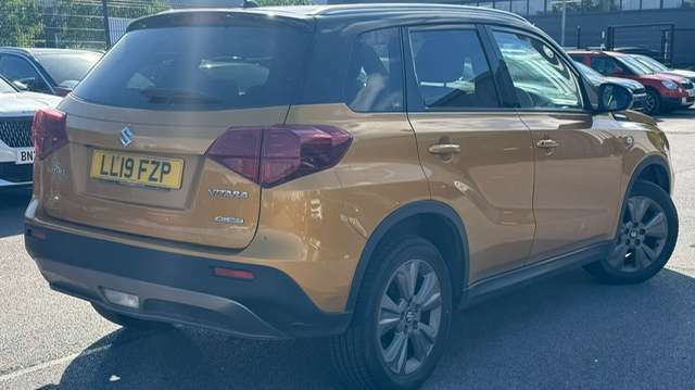 Suzuki Vitara 1.0 Boosterjet Sz-t Allgrip 2019 LL19FZP Yellow #2