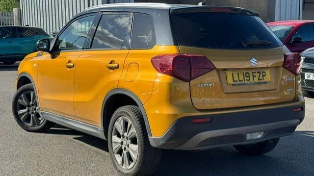 Suzuki Vitara 1.0 Boosterjet Sz-t Allgrip 2019 LL19FZP Yellow #3