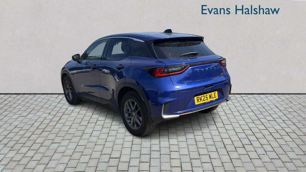 Lexus LBX 1.5 Premium E-cvt 2025 RK25WLE Blue #3