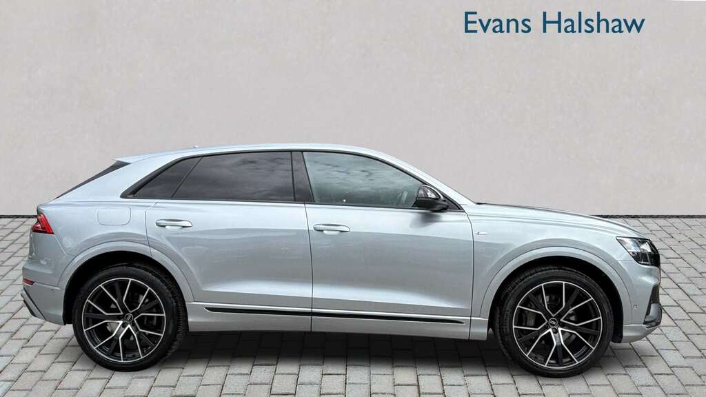 Audi Q8 55 Tfsi Quattro Black Edition Tiptronic 2023 Silver #5