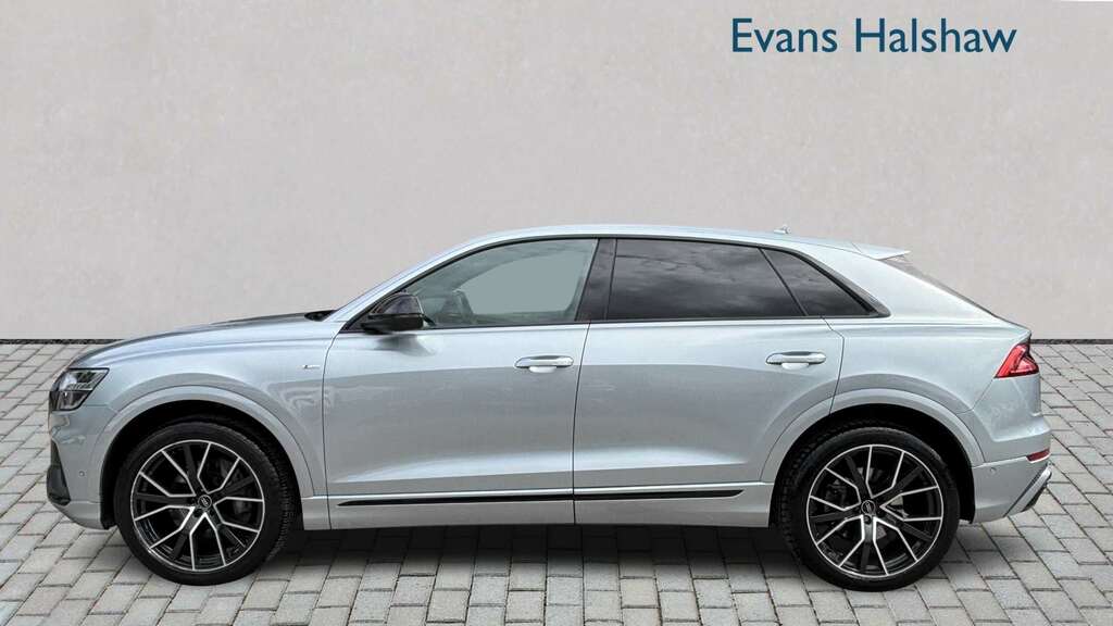 Audi Q8 55 Tfsi Quattro Black Edition Tiptronic 2023 Silver #2