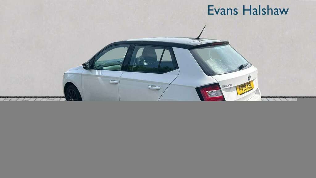 Skoda Fabia 1.0 Tsi Colour Edition 2019 FV19XHL White #5