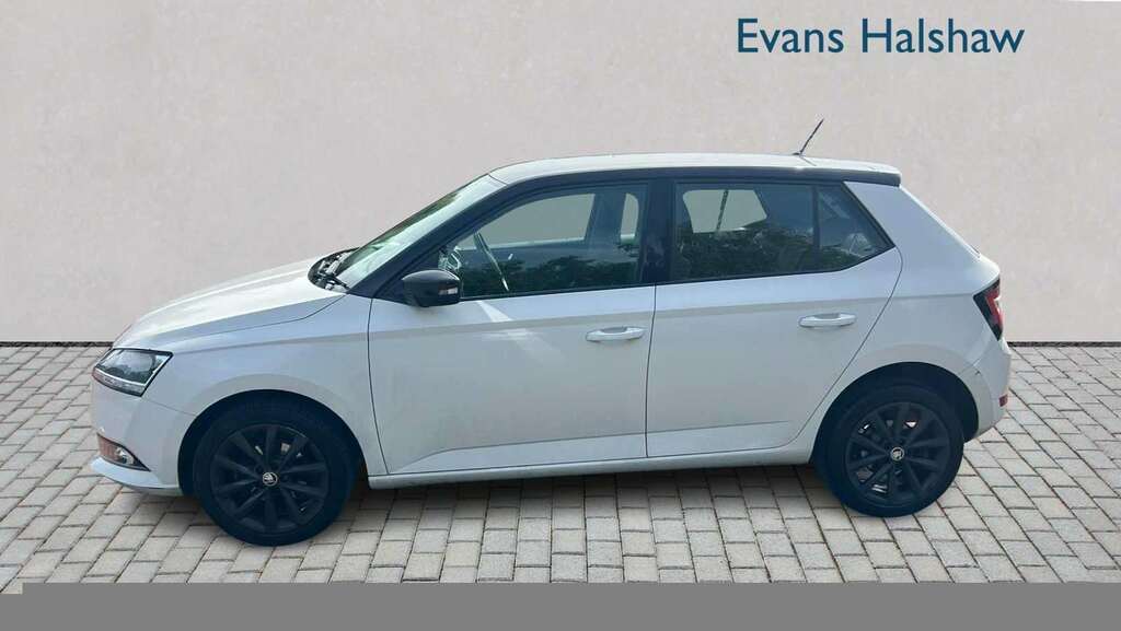 Skoda Fabia 1.0 Tsi Colour Edition 2019 FV19XHL White #4