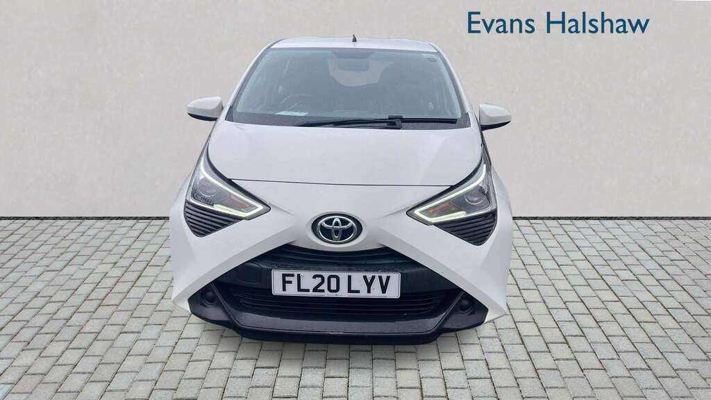 Toyota Aygo 1.0 Vvt-i X-play 2020 FL20LYV White #5
