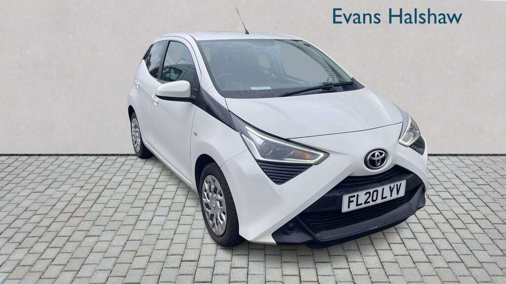 Toyota Aygo 1.0 Vvt-i X-play 2020 White