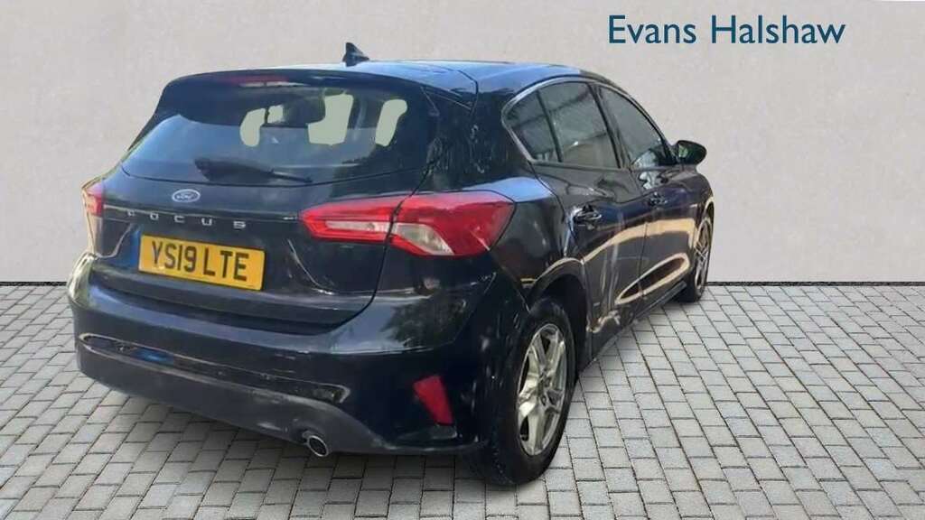 Ford Focus 1.0 Ecoboost 100 Zetec 2019 YS19LTE Black #2