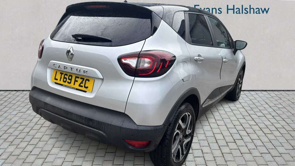 Renault Captur 0.9 Tce 90 Iconic 2019 LT69FZC Silver #2