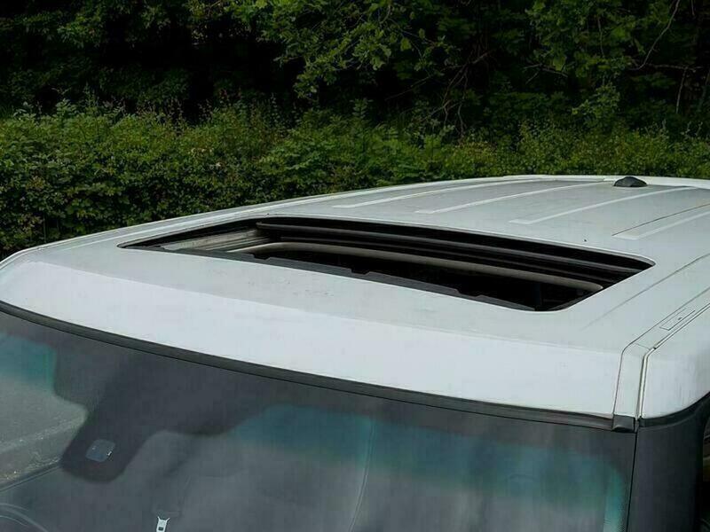 Land Rover Range Rover 4.4 Td V8 Vogue HG12HLP White #2