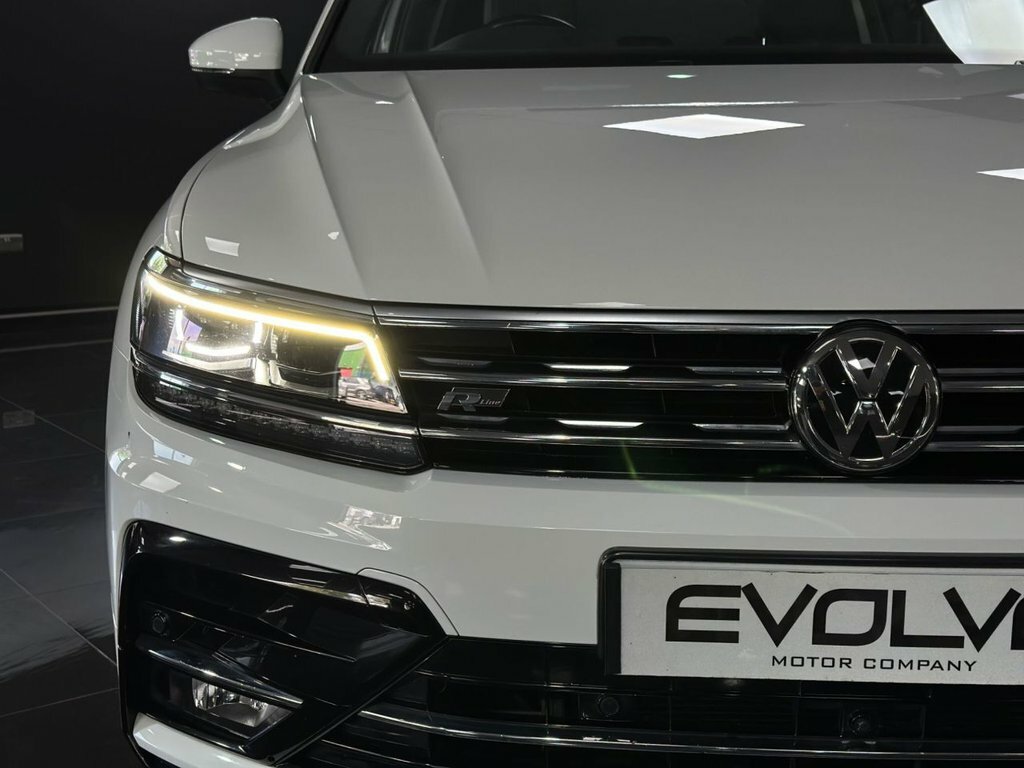 Volkswagen Tiguan 2L R-line KP19KAO White #6