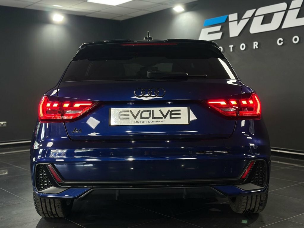 Audi A1 Hatchback CA24MVU Blue #5