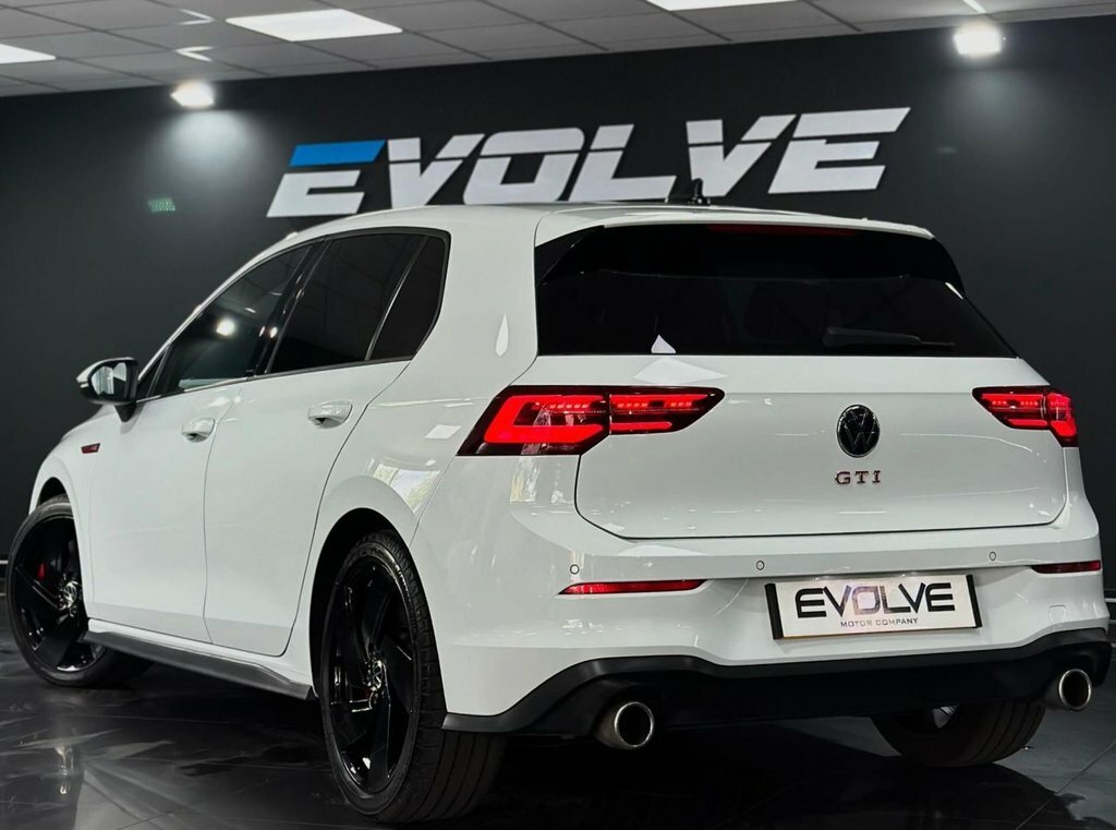 Volkswagen Golf 2L Gti FN21XFG White #2