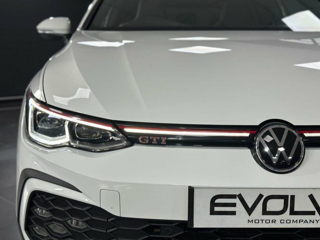 Volkswagen Golf 2L Gti FN21XFG White #4