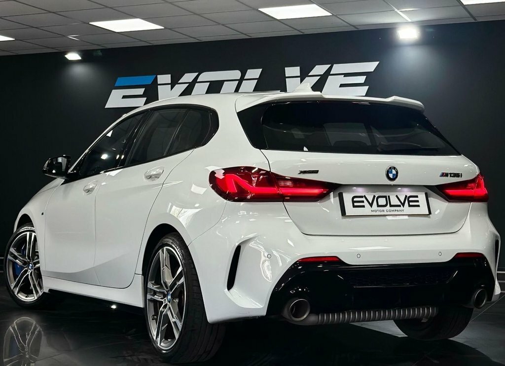 BMW 1 Series 2L Null LA23HHW White #2