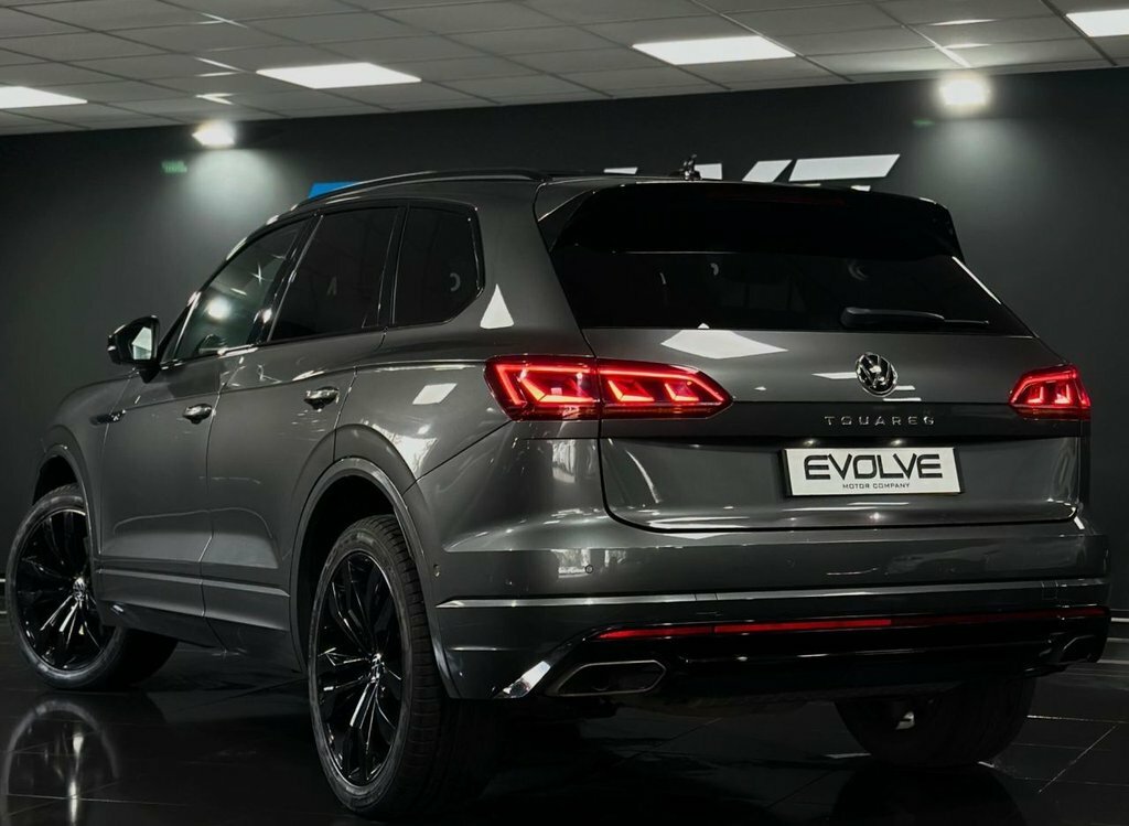 Volkswagen Touareg 3L Black Edition LF22PLJ Grey #2
