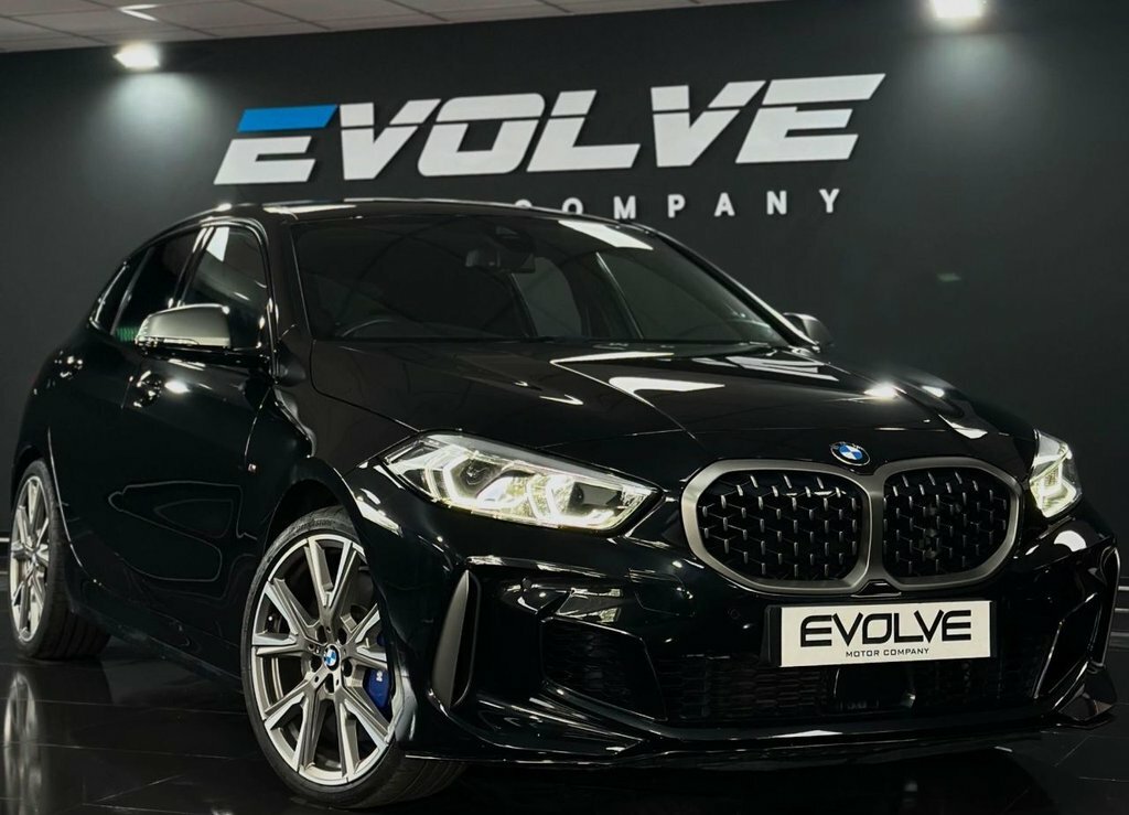 BMW 1 Series 2L Null Black