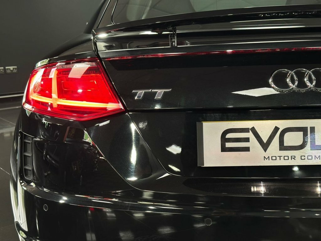 Audi TT 2L S Line DF72EZL Black #6