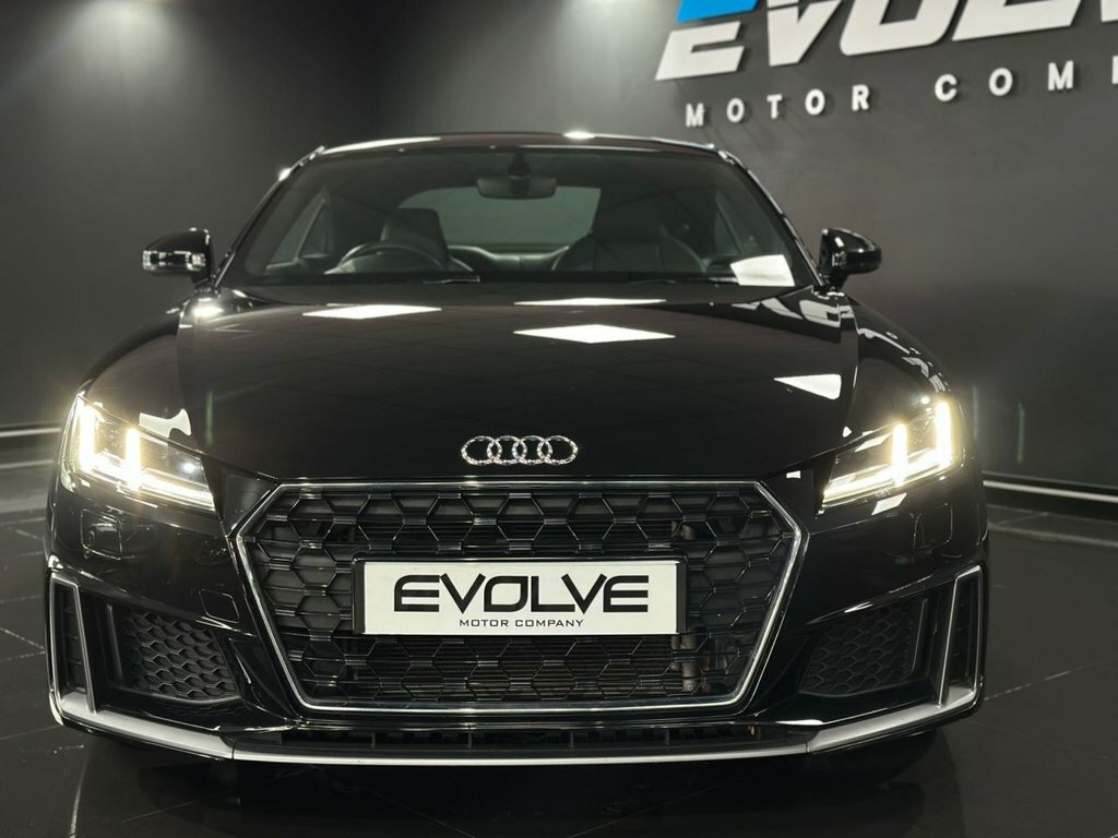 Audi TT 2L S Line DF72EZL Black #4