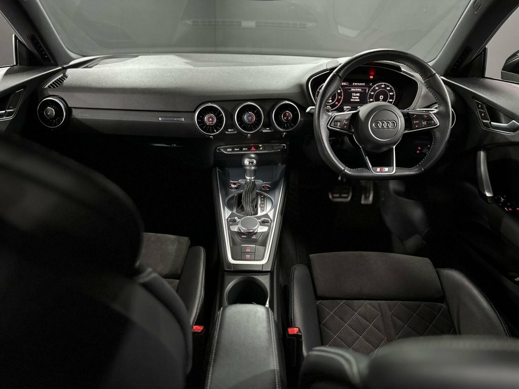Audi TT 2L S Line DF72EZL Black #3