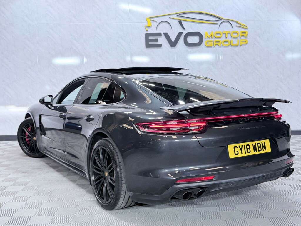 Porsche Panamera T 4Wd #2