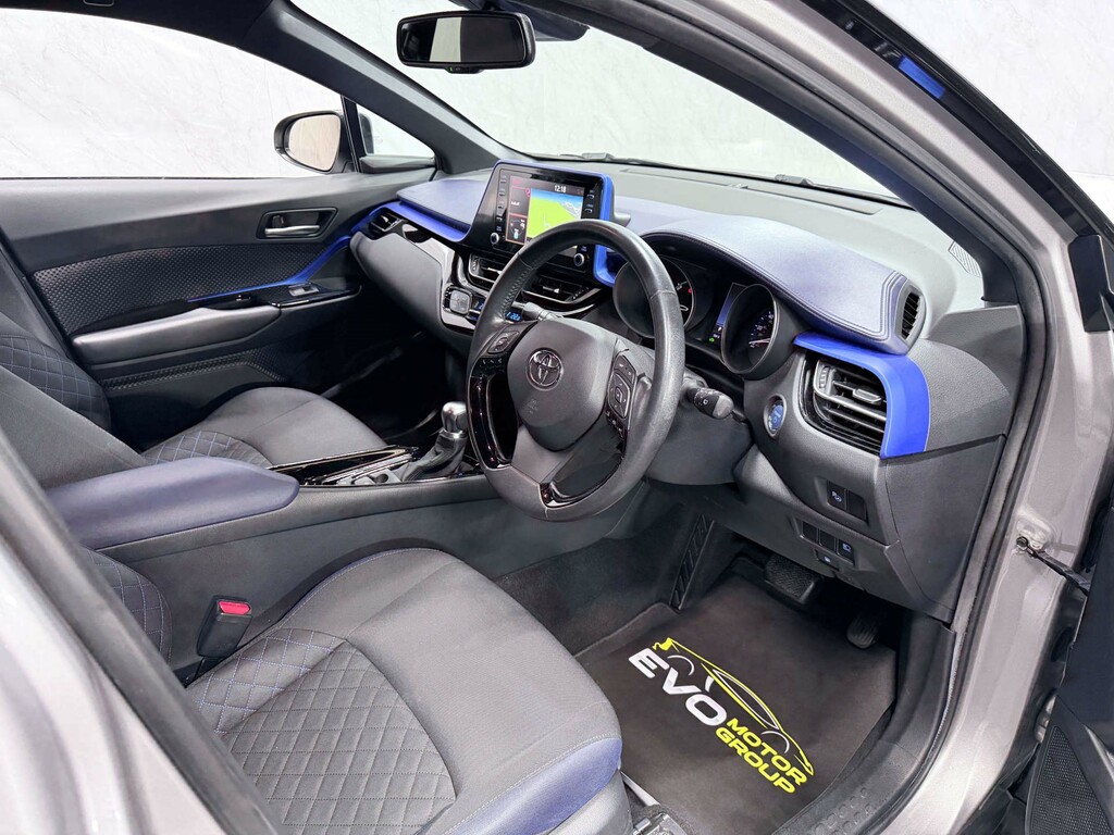 Toyota C-Hr C-hr-dynamic Hev Cvt WF21NYG #3