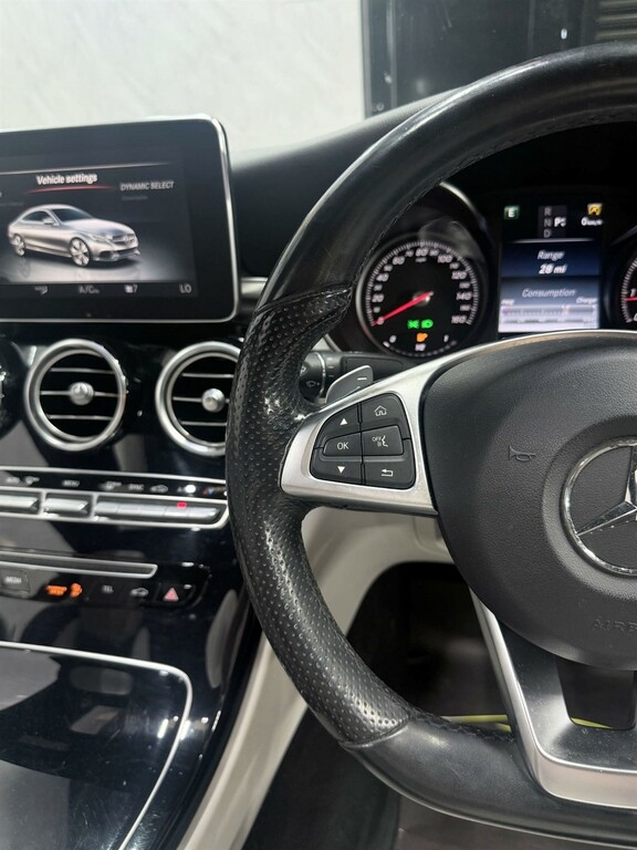 Mercedes-Benz 300 C 300 Amg Line Premium Black #38