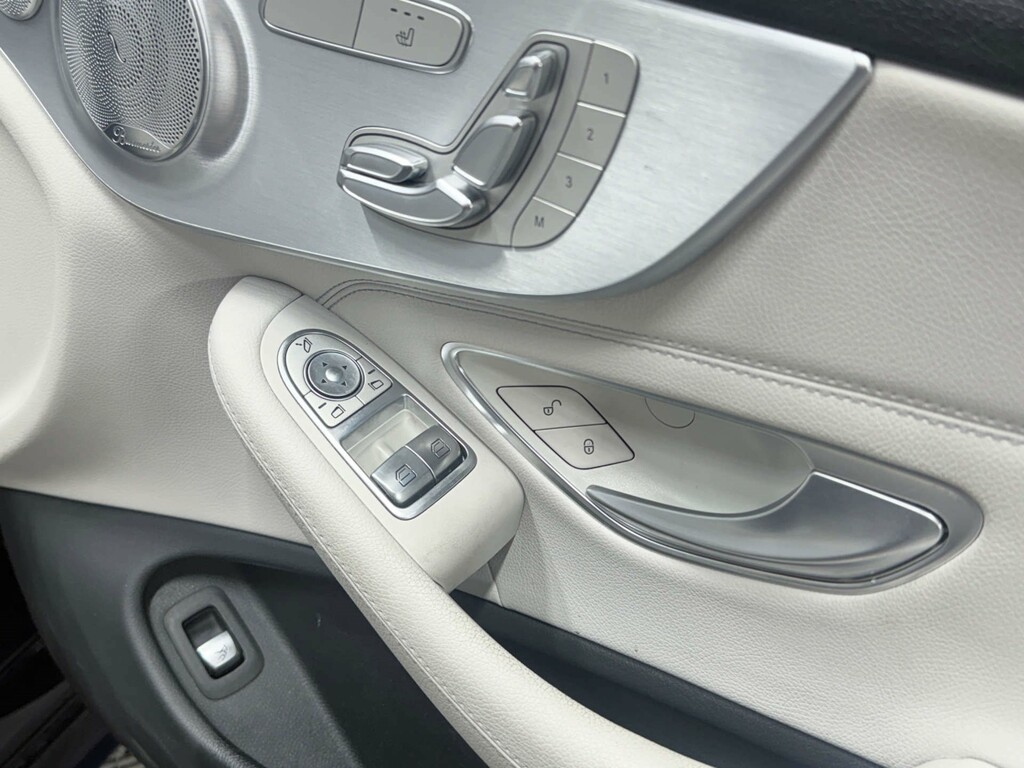 Mercedes-Benz 300 C 300 Amg Line Premium Black #48