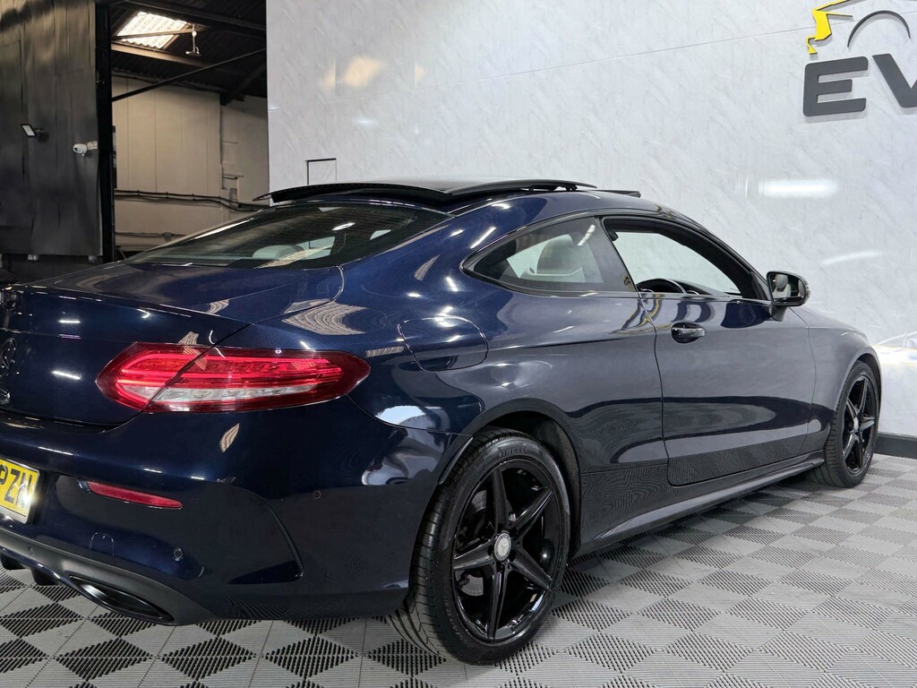 Mercedes-Benz 300 C 300 Amg Line Premium Black #69