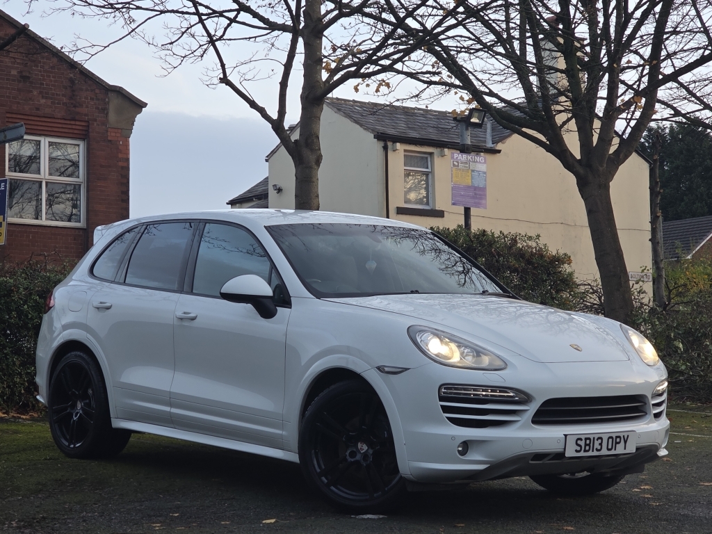 Porsche Cayenne 3.0 D V6 White