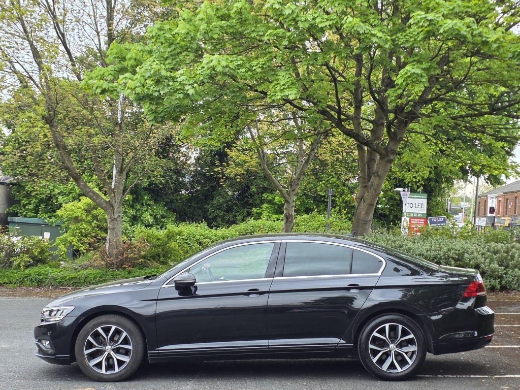 Volkswagen Passat 1.6 Sel Tdi EK20UMM Black #4