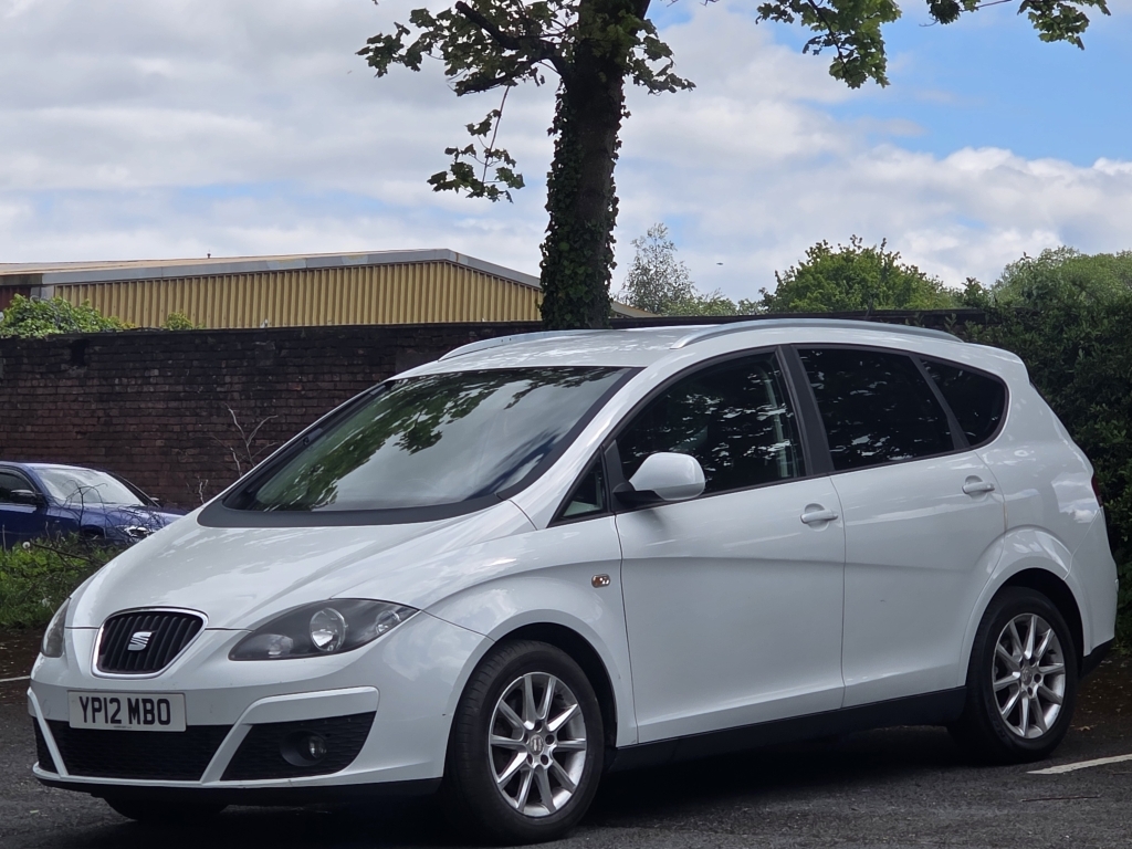 Seat Altea XL 1.6 Cr Tdi YP12MBO White #2