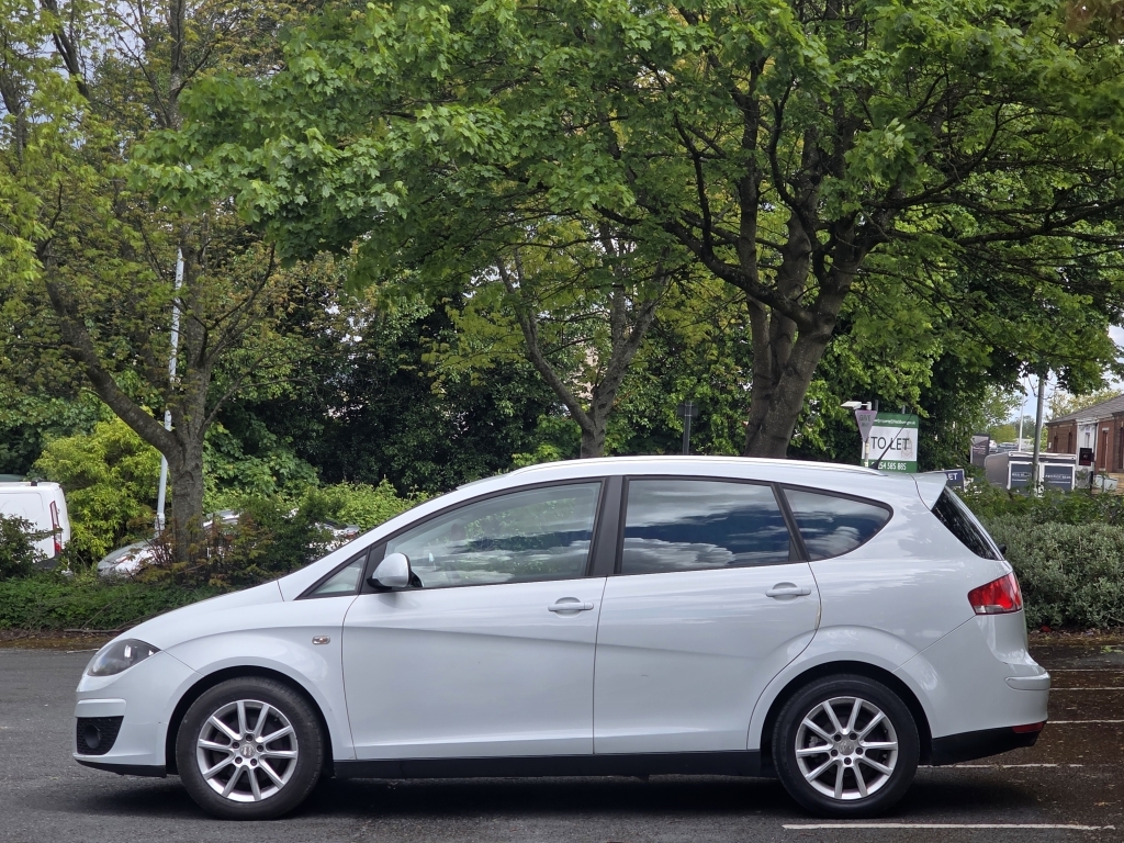 Seat Altea XL 1.6 Cr Tdi YP12MBO White #4