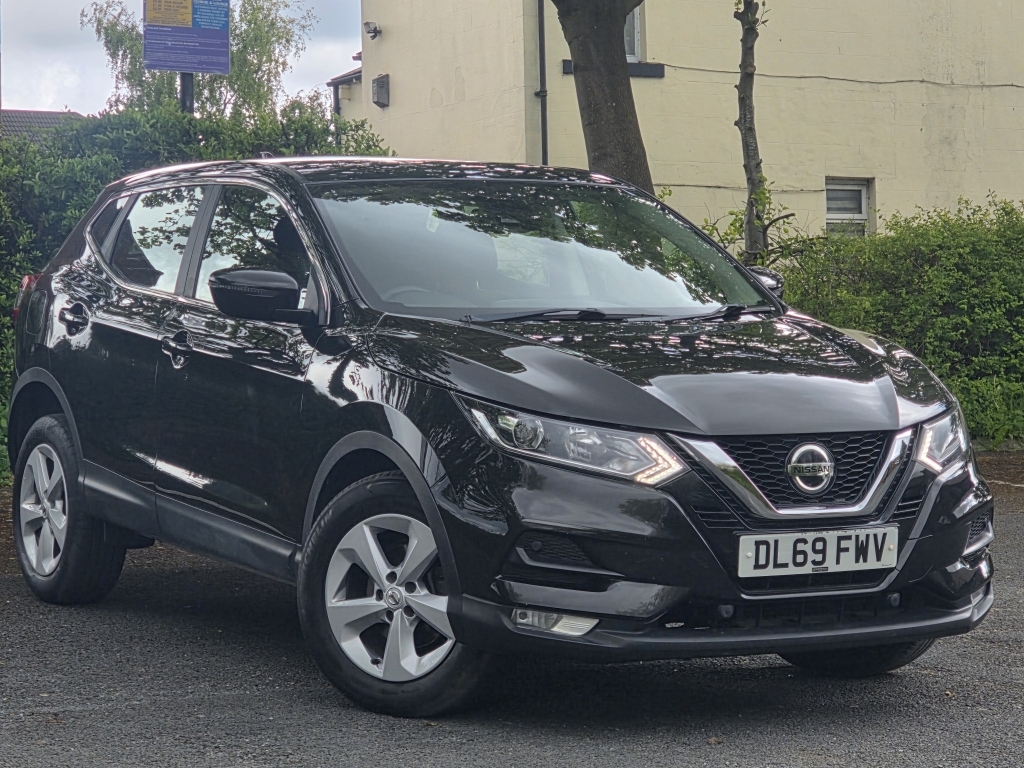 Nissan Qashqai 1.3 Dig-t Acenta Black