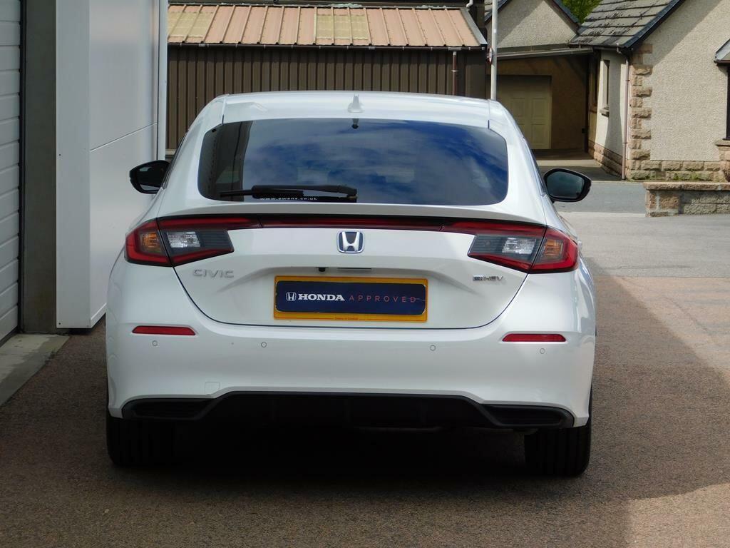 Honda Civic 2.0 H I-mmd Elegance Hatchback Hybrid E White #4
