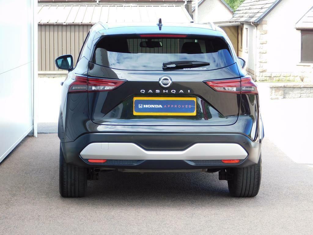 Nissan Qashqai 1.3 Dig-t Mhev Tekna Euro 6 Ss SW22AHY Black #4