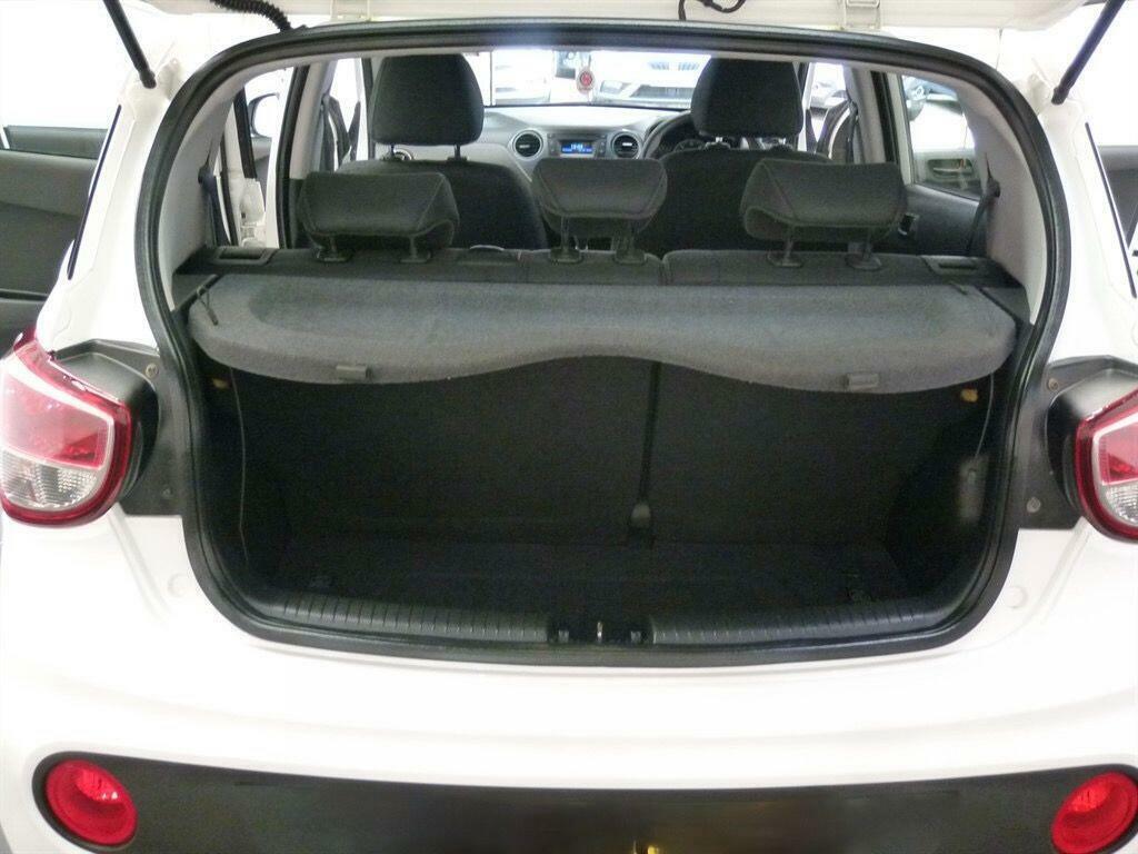 Hyundai I10 1.2 Se Euro 5  White #5