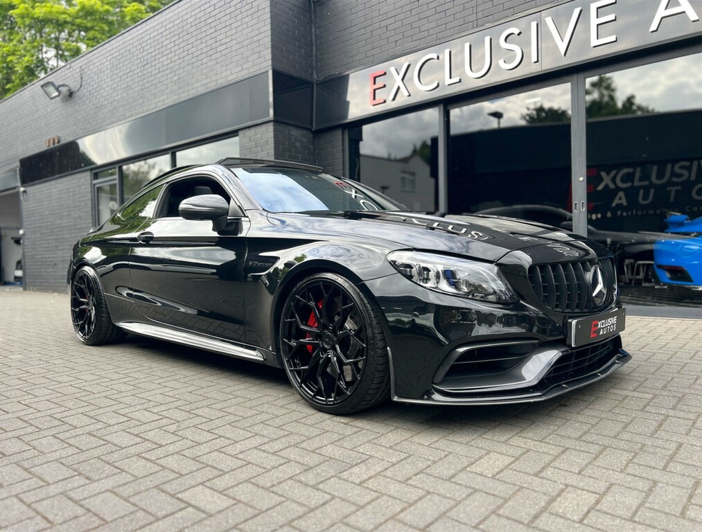 Mercedes-Benz C Class V8 Biturbo Amg S Carbon Bodykit Pan Roof Sta