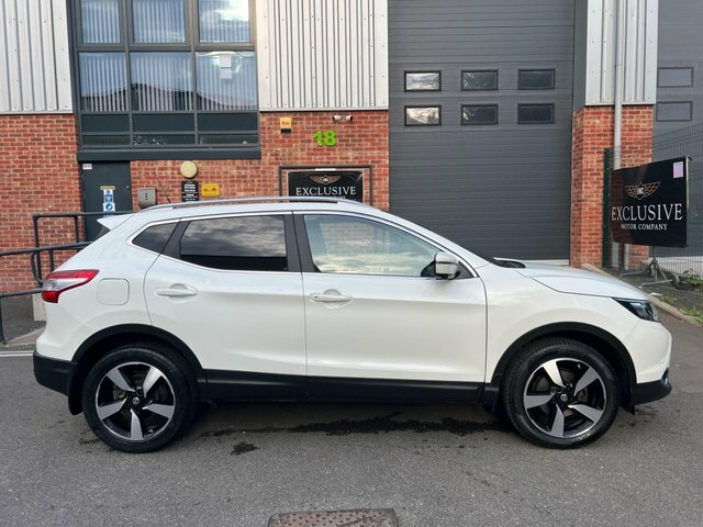 Nissan Qashqai 2016 1.5 Dci N-connecta 2Wd Euro 6 Ss White #3