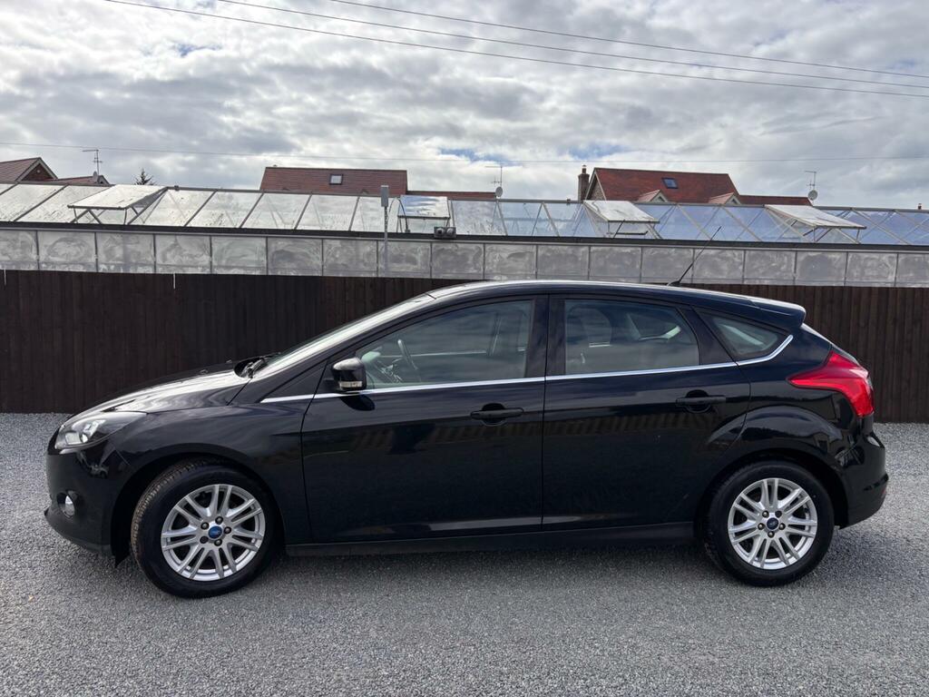 Ford Focus 1.0T Ecoboost Titanium Euro 5 Ss LN13GFJ Black #4