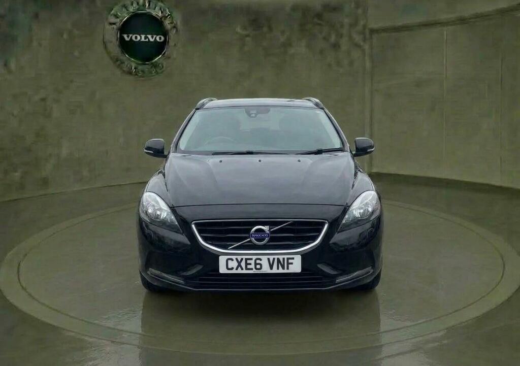 Volvo V40 Cross Country 2.0 T3 Euro 6 Ss CX66VRF Black #2