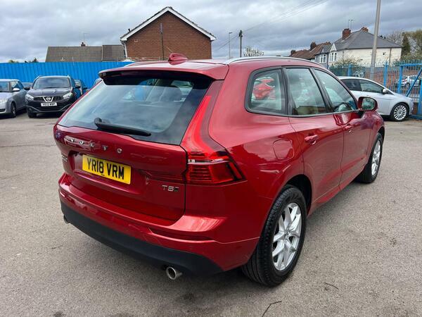 Volvo XC60 2.0 T5 Momentum Awd Euro 6 Ss YR18VRM Red #3