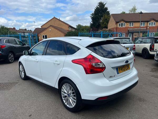 Ford Focus 1.6 Tdci Zetec Euro 5 Ss FV12LDK White #6