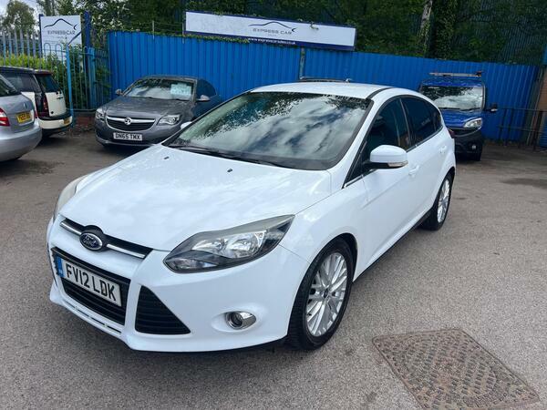 Ford Focus 1.6 Tdci Zetec Euro 5 Ss FV12LDK White #4