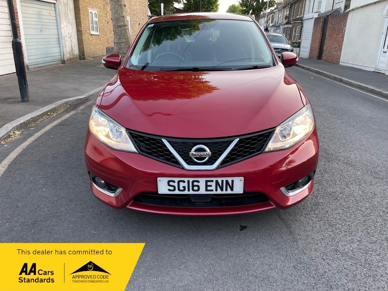 Nissan Pulsar 1.2 Dig-t N-connecta Hatchback Red
