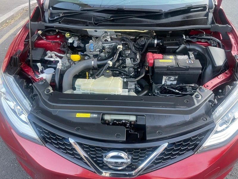 Nissan Pulsar 1.2 Dig-t N-connecta Hatchback Red #5