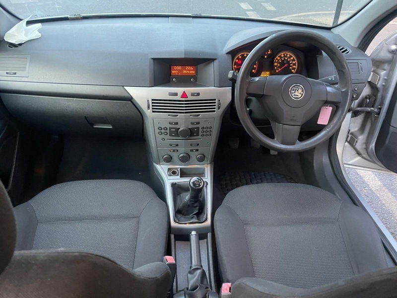 Vauxhall Astra 1.4I 16V Life Hatchback Silver #6