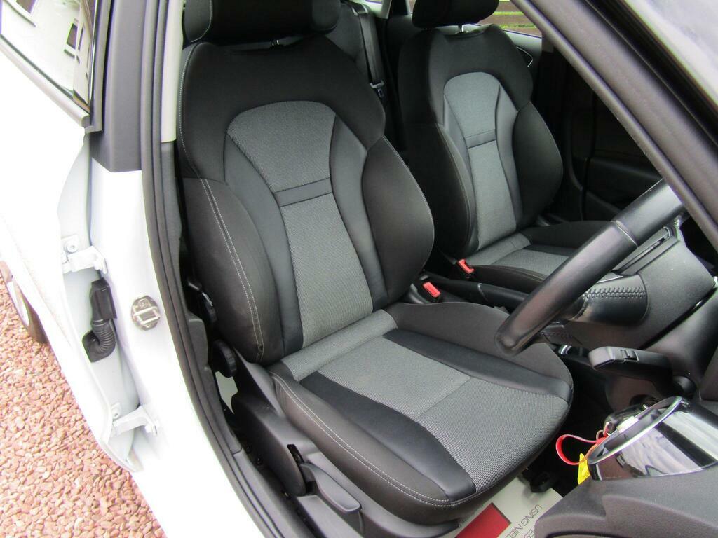 Audi A1 1.4 Tfsi Sport Sportback  White #5