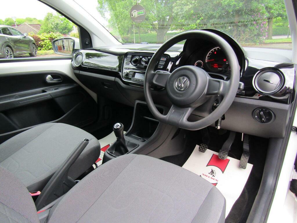 Volkswagen Up 1.0 Move Up Euro 5 SK62MXX White #4